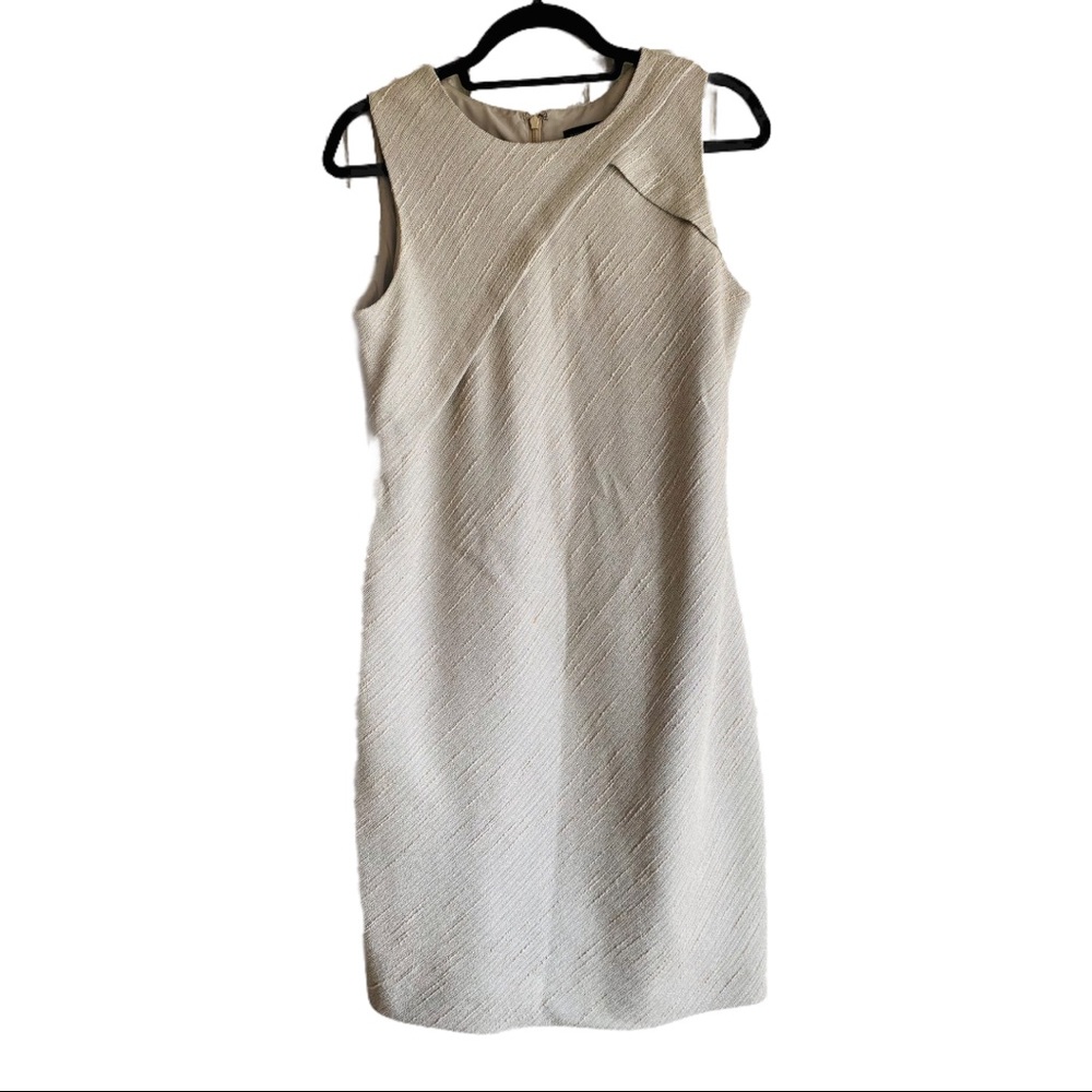 Banana Republic Off White Dress. Size 8. Very Good Condition.